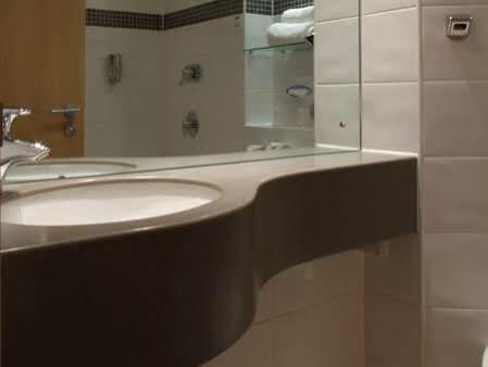 Отель Ramada 4*